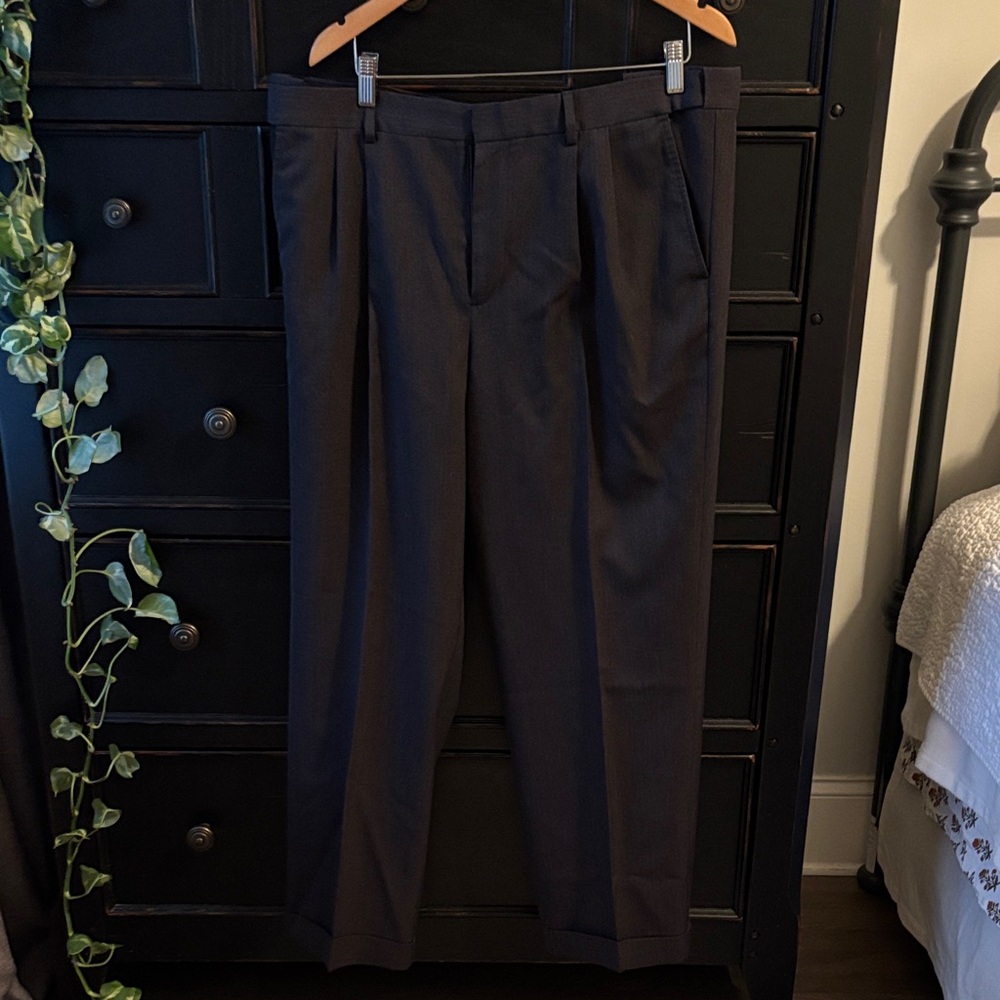 Eddie Bauer Bundle of 3 pairs of 100% Wool Relaxed Fit Dress Pants, size 36x30